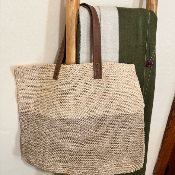 Kassatex woven two tone tote bag - Picture 1 of 4